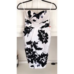 It-has-pockets Dress